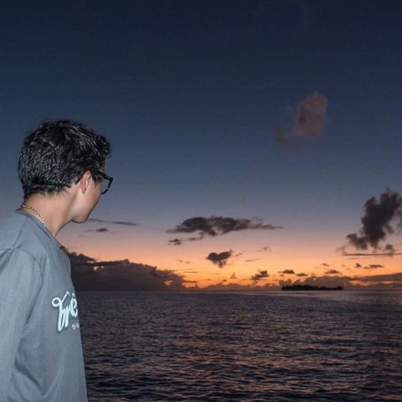 Meet your Posher, James - Picture 1 of 1